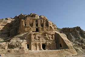 20040313-me-jo-petra05s.jpg
