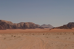 20040313-me-jo-wadirum05s.jpg