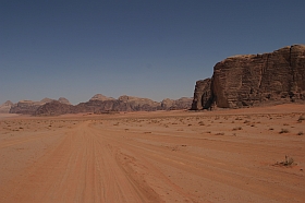20040313-me-jo-wadirum29s.jpg